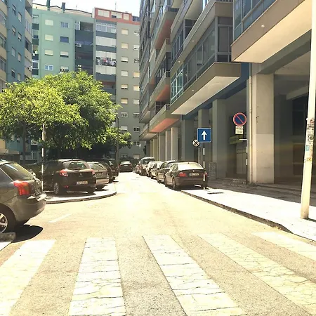 River House Lisbon Daire