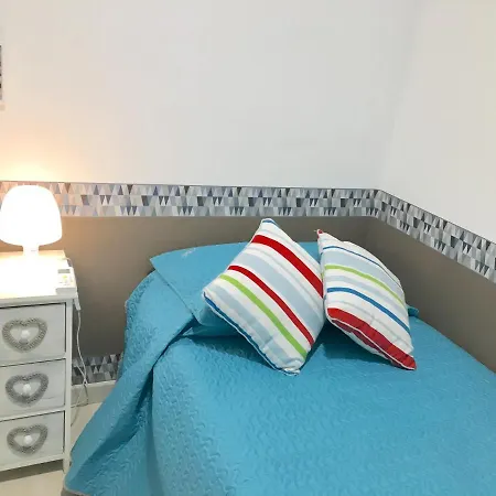 River House Lisbon Daire Almada