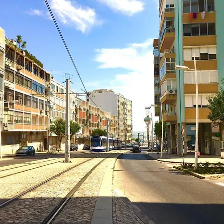 Apartment River House Lisbon Almada